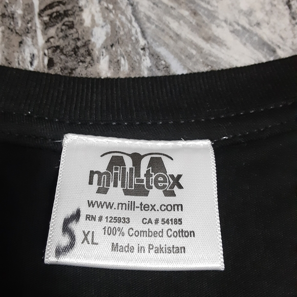 Small Merry Christmas shirt - Picture 4 of 4